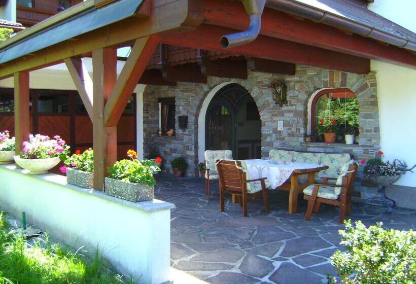 Апартаменты 3 Спальни, Pension Glockenstuhl