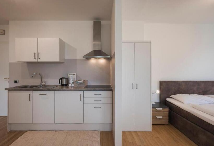Superior studio with balcony, Residence Montani