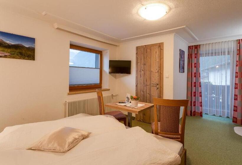 Quarto Estandar com Sacada, Albert'n Haus