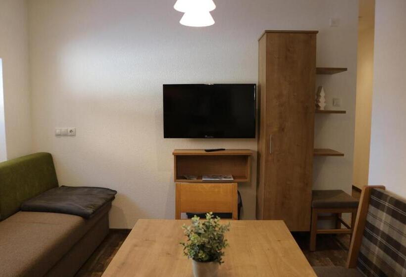 Apartamento 2 Dormitórios, Albert'n Haus