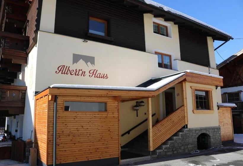 Apartamento 2 Dormitórios, Albert'n Haus