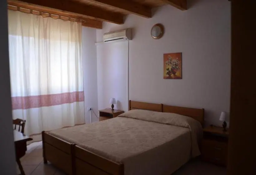 スタンダードトリプルルーム, Agriturismo Agrifoglio