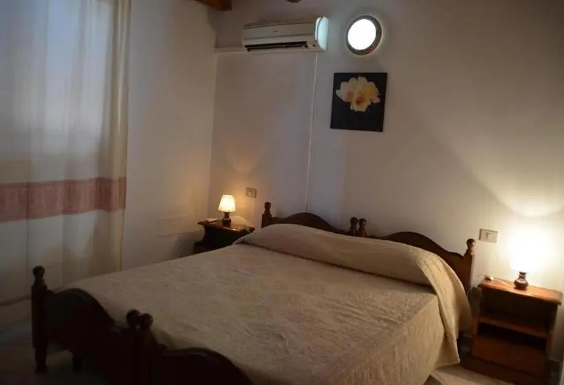 スタンダードトリプルルーム, Agriturismo Agrifoglio
