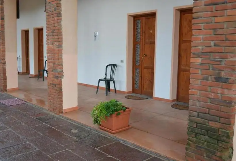 スタンダード４人部屋, Agriturismo Agrifoglio