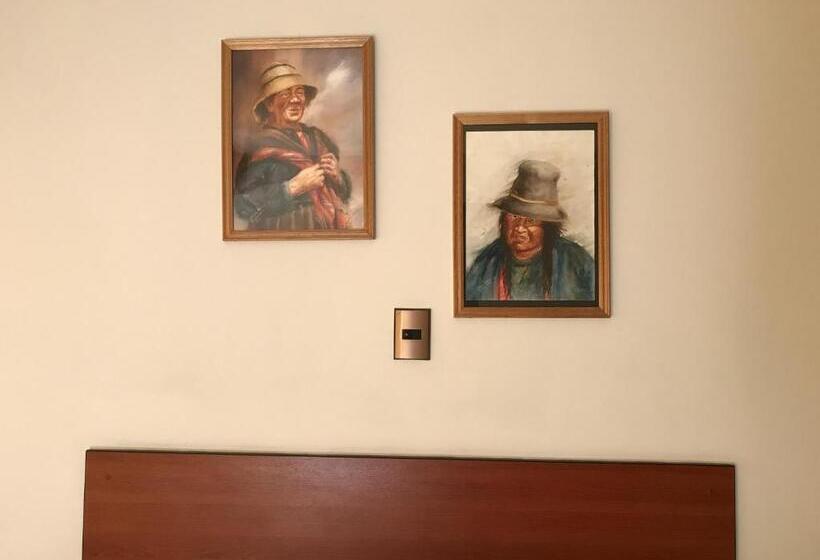 اتاق استاندارد, Hostal Bond