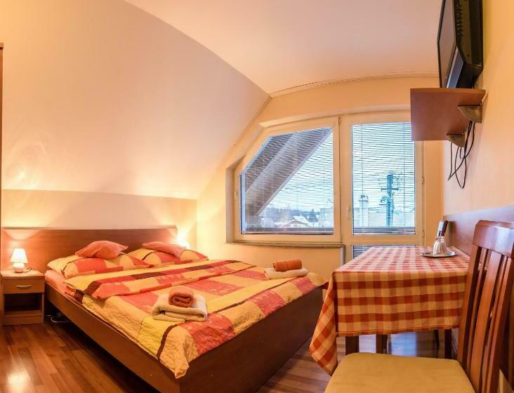 标准间, Privat Baja