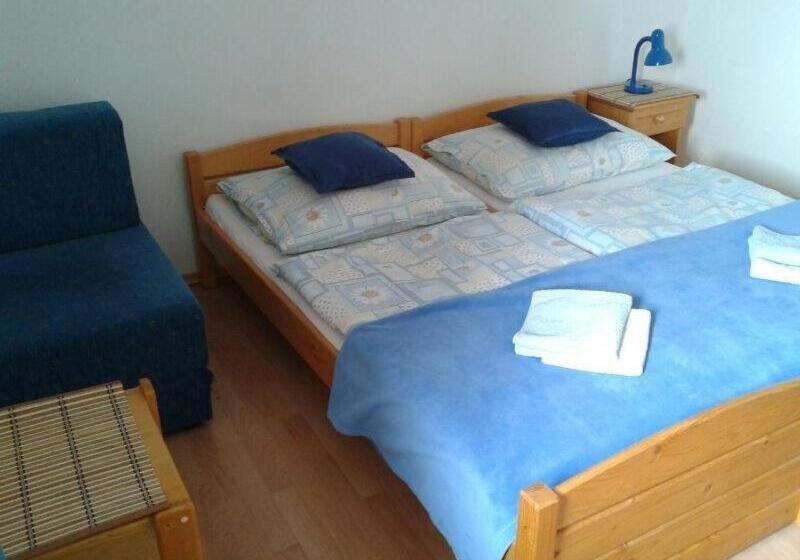 غرفة قياسية, Vila Marko