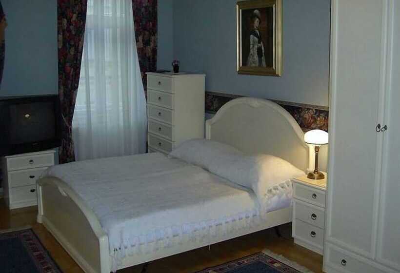 スタンダードシングルルーム, Pension šejko