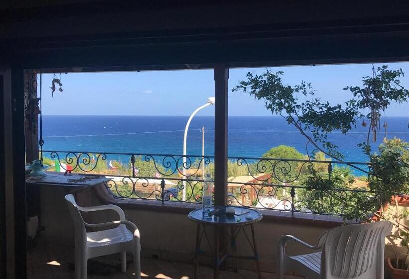 شقة دور أخير غرفتين نوم, Appartamenti Pousada Michelino