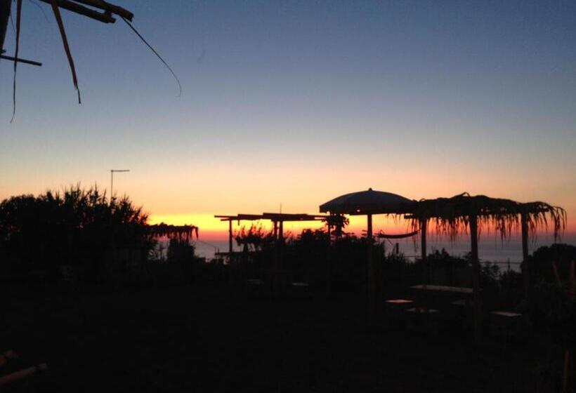 شقة دور أخير غرفتين نوم, Appartamenti Pousada Michelino