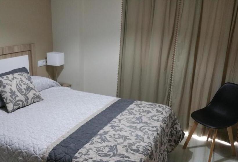 Standardeinzelzimmer, Hostal Tilos