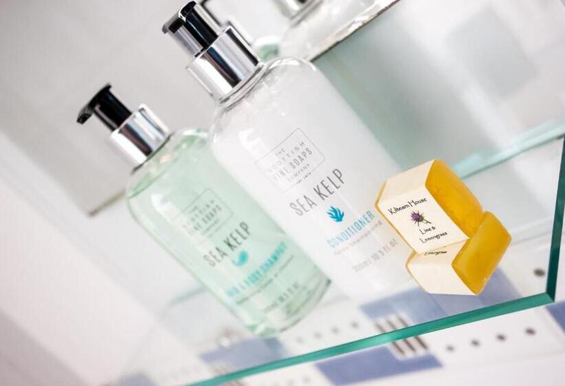 חדר יחיד נוף לגינה, Kiltearn Guest House