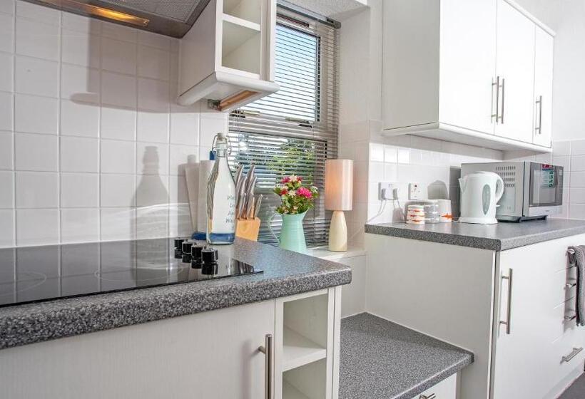 Апартаменты 1 Спальня, Kiltearn Guest House