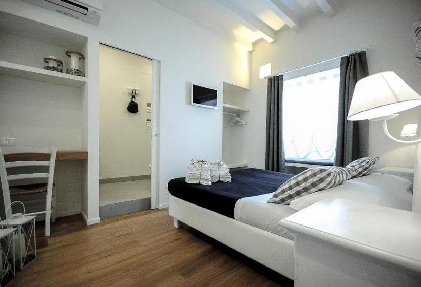 اتاق استاندارد, La Maison