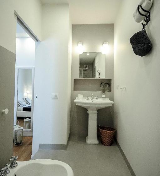 اتاق استاندارد, La Maison