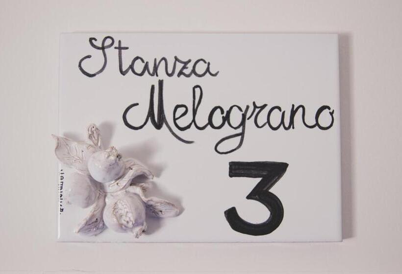 اتاق استاندارد چهار تخته, La Maison