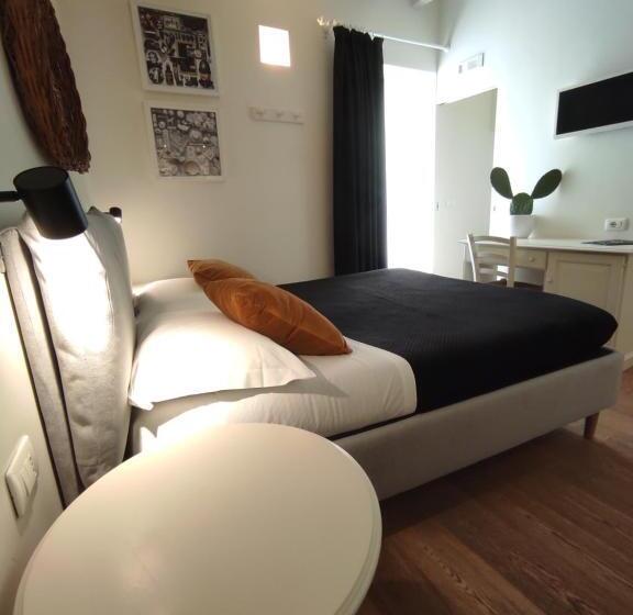 اتاق استاندارد, La Maison