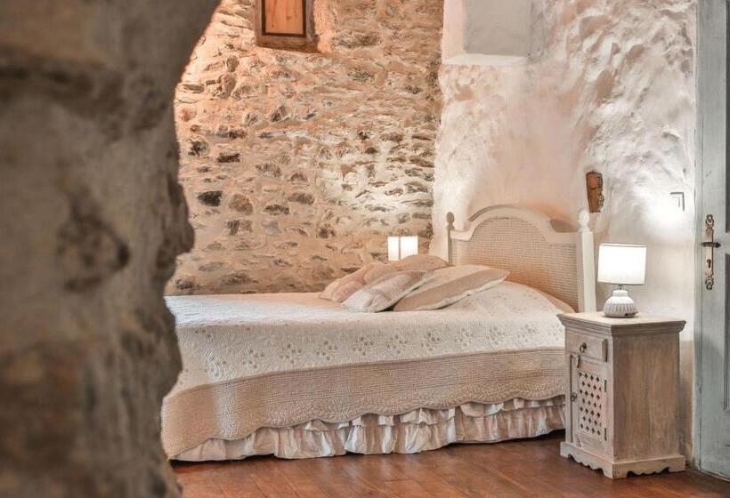 Студио Стандарт с Террасой, Maison D'hôtes Le Hameau De La Mûre