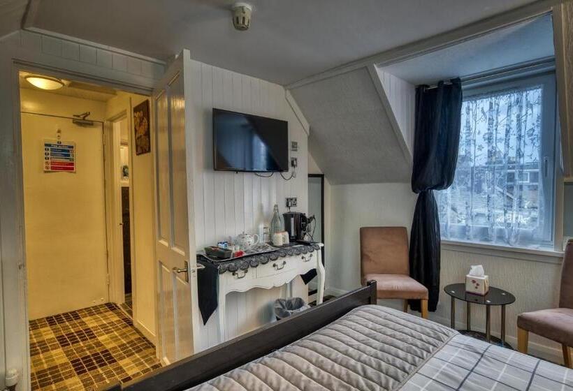 带大床的标准间, Pitfaranne Guest House