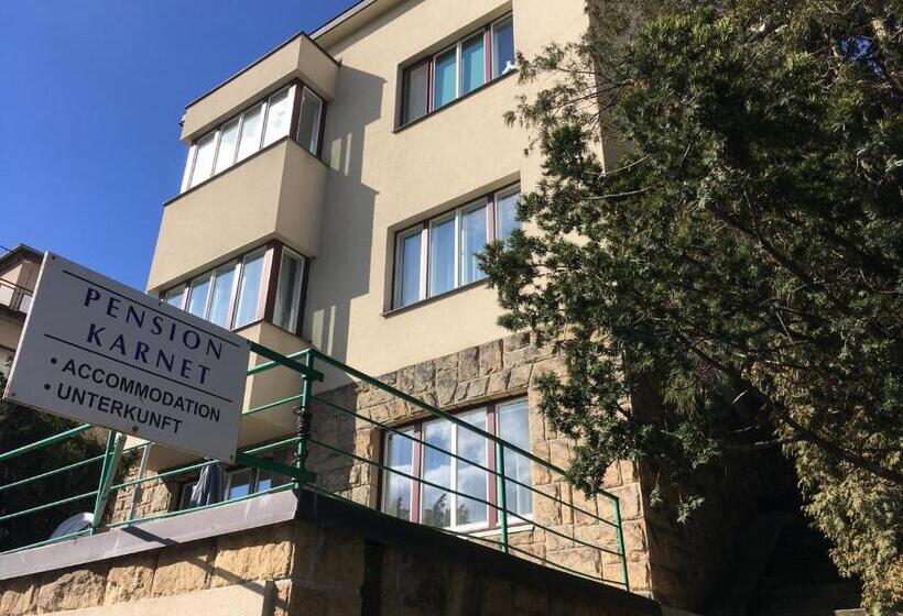 Escritório Estándar, Pension Karnet