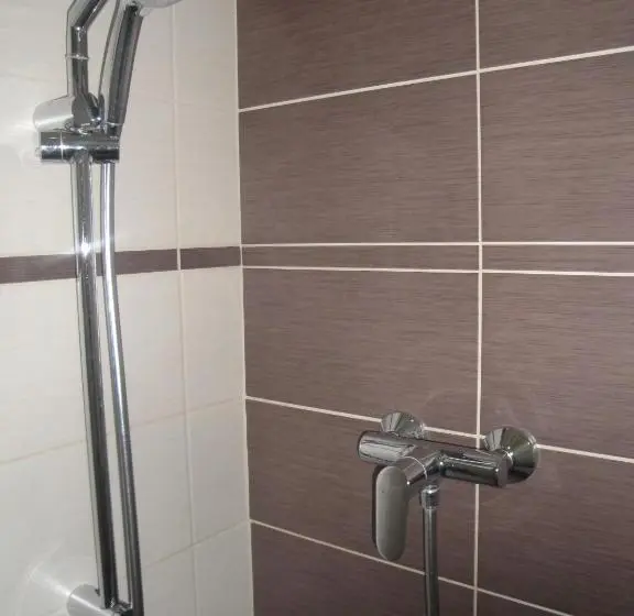 آپارتمان 1 خوابه, Pension Karnet