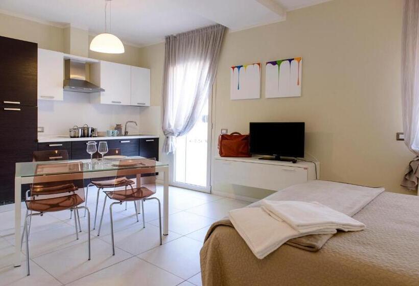 Escritório Estandar Vista Mar, Residence Millecento