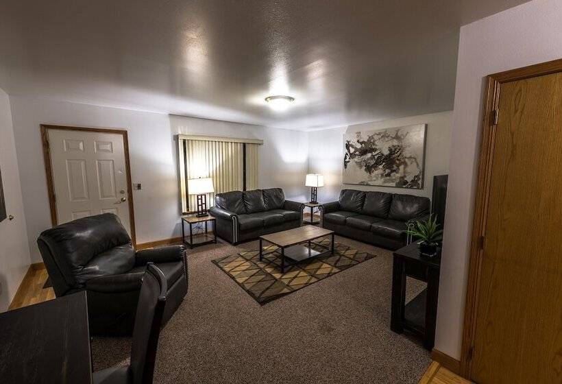 Люкс 2 Спальни, Draft Horse Inn And Suites