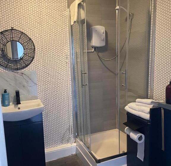 ファミリールーム, The Crown Inn   By Blunt Bars