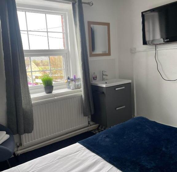 バスルーム共有のシングルスタンダード, The Crown Inn   By Blunt Bars