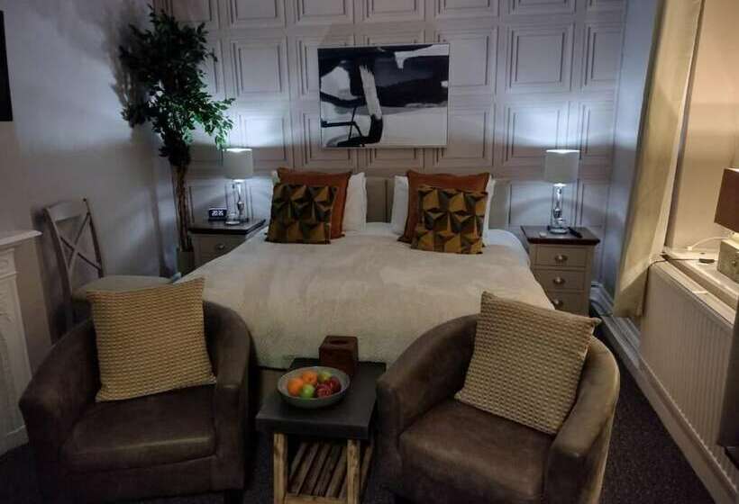 غرفة قياسية, The Crown Inn   By Blunt Bars