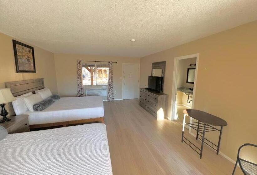 이코노미 룸, Timberlodge Inn