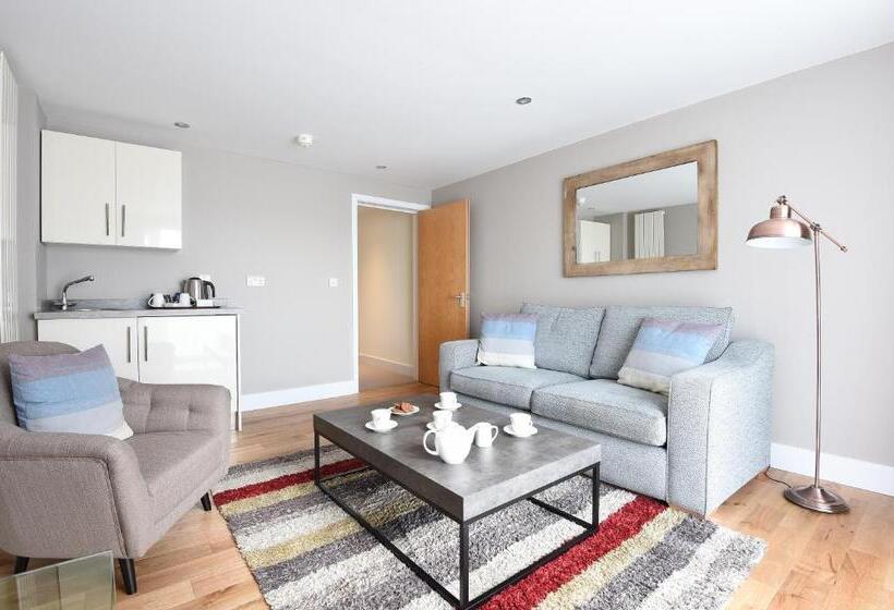 Номер Superior, St Marys Hall