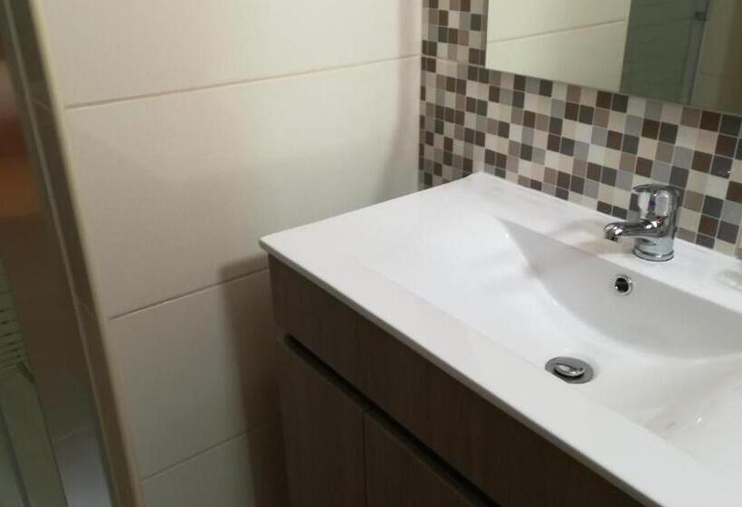 חדר משפחתי, Casa Da Fonte Sagrada