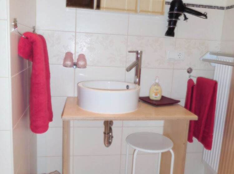 기본룸, Kirschberghof Gästehaus Und Weinverkauf