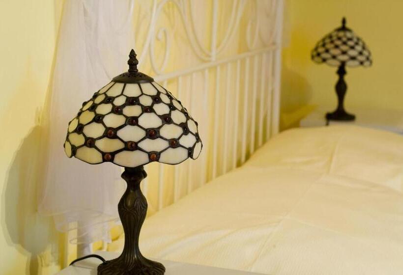 スイート, Penzion Nostalgia