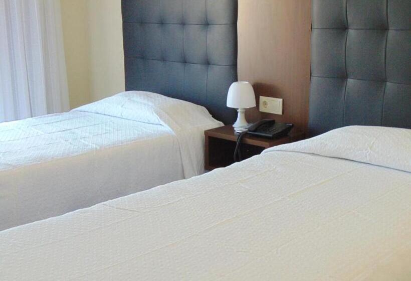 اتاق استاندارد با بالکن, Princesa Do Gilão