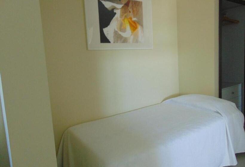 اتاق خانوادگی, Princesa Do Gilão