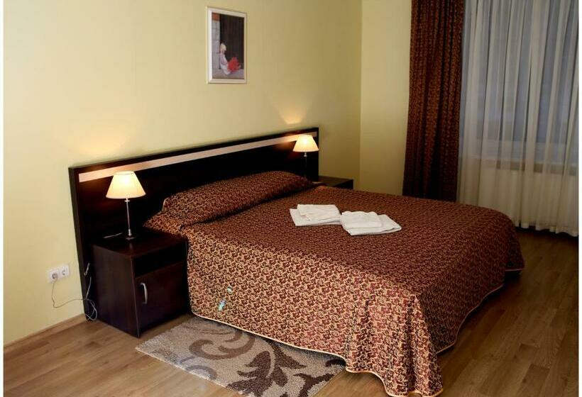 اتاق استاندارد سه نفره, Vesk Svečių Namai