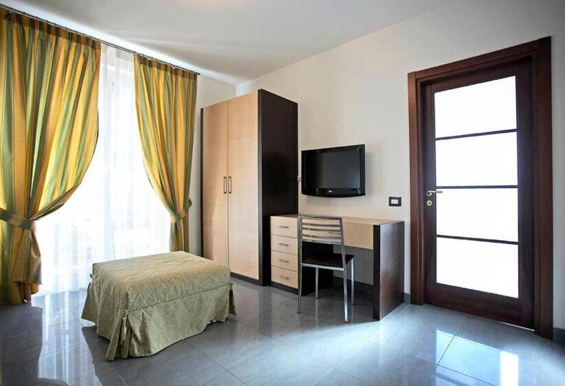 Апартаменты 1 Спальня, Residence I Gabbiani