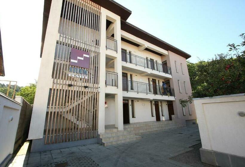 标准工作室, Studio Apartcity