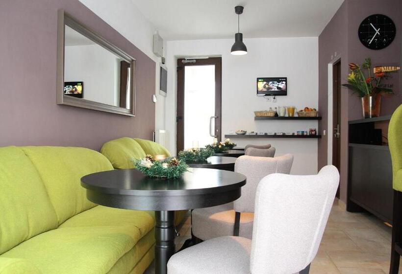 إستوديو قياسى, Studio Apartcity