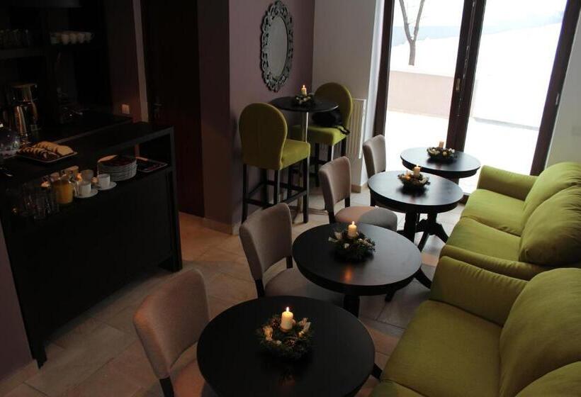 إستوديو قياسى, Studio Apartcity