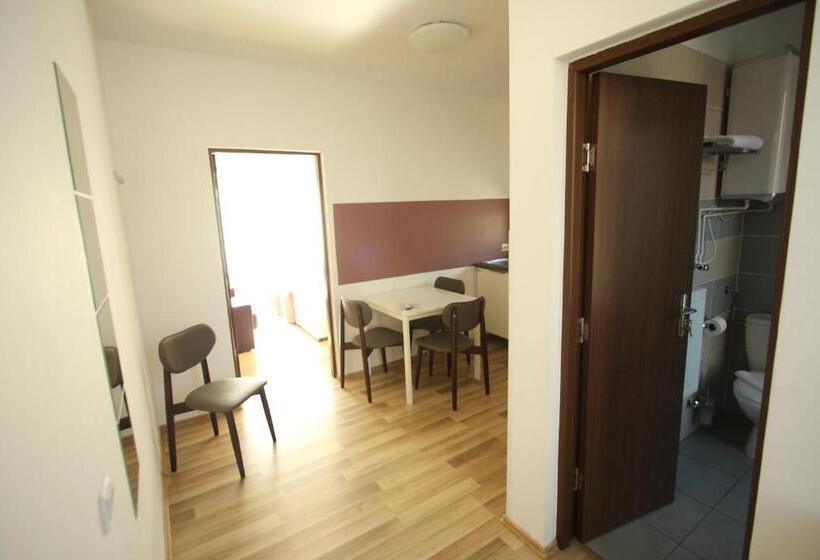 标准工作室, Studio Apartcity