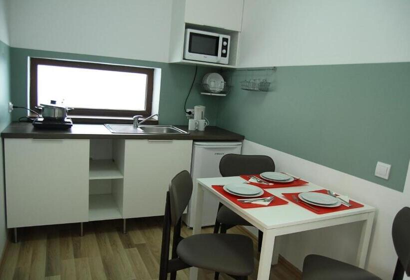 高级工作室, Studio Apartcity