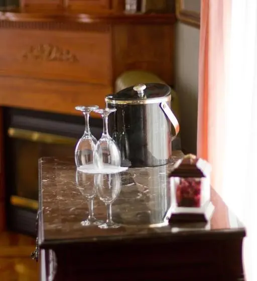 スイート, Victoria's Historic Inn