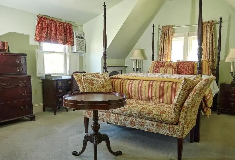 エクゼクティブスイート, Victoria's Historic Inn