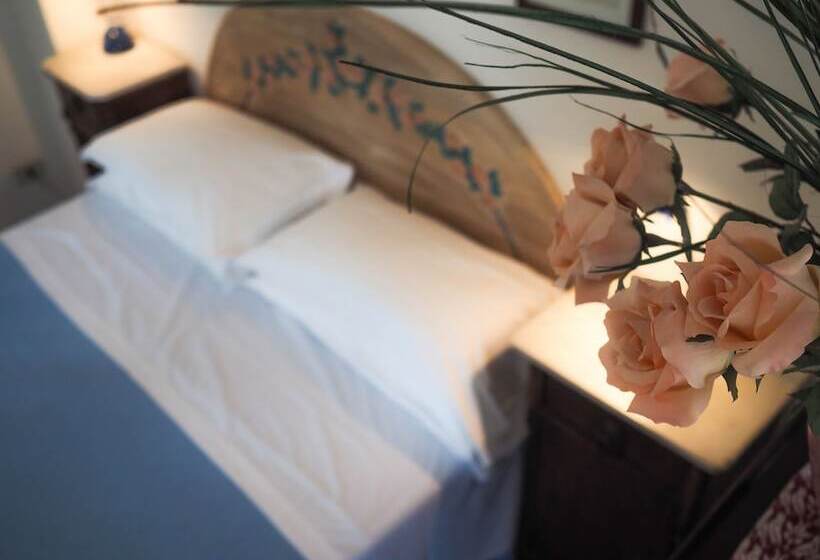 スーペリアスタジオ, Agriturismo La Montagnola