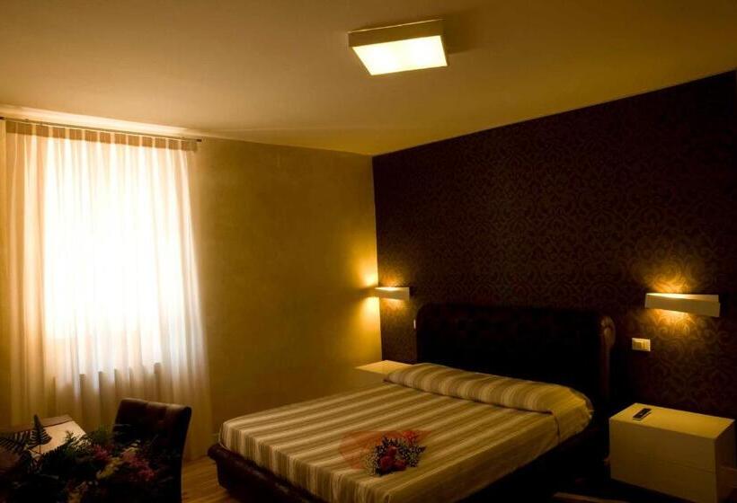 חדר סטנדרט, Corte Lantieri