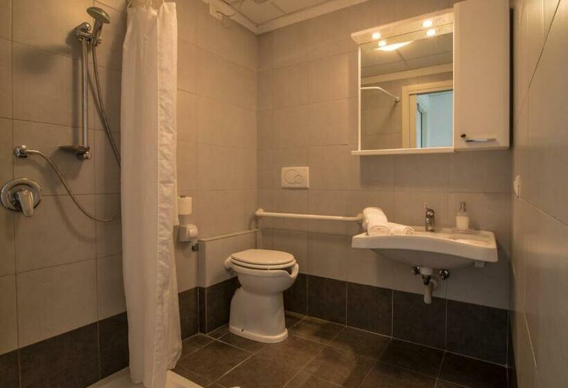 Standardrum, Casa Lucia Valentini Terrani