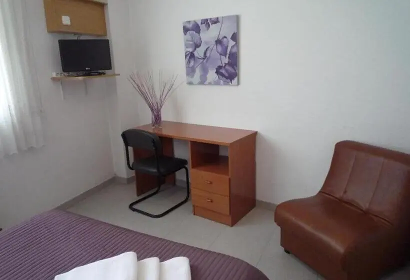 اتاق استاندارد, Hostal Residencia Ponte Vella
